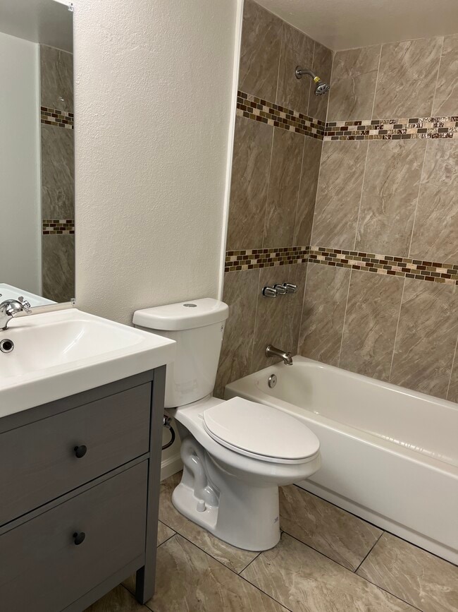 Building Photo - Desert Sky Apartments