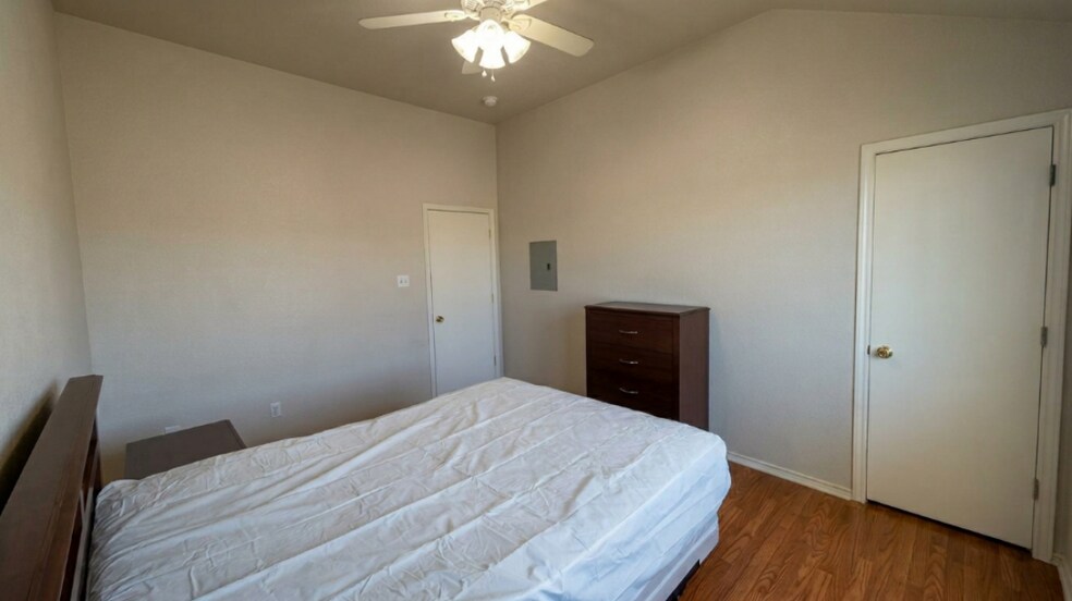 Building Photo - 4406 Mattie Dr