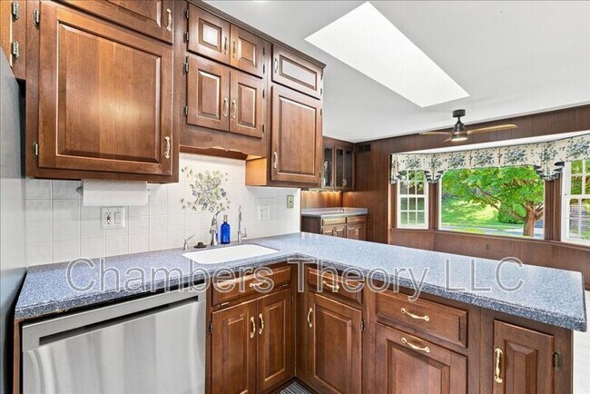 Building Photo - 4216 Worcester Dr
