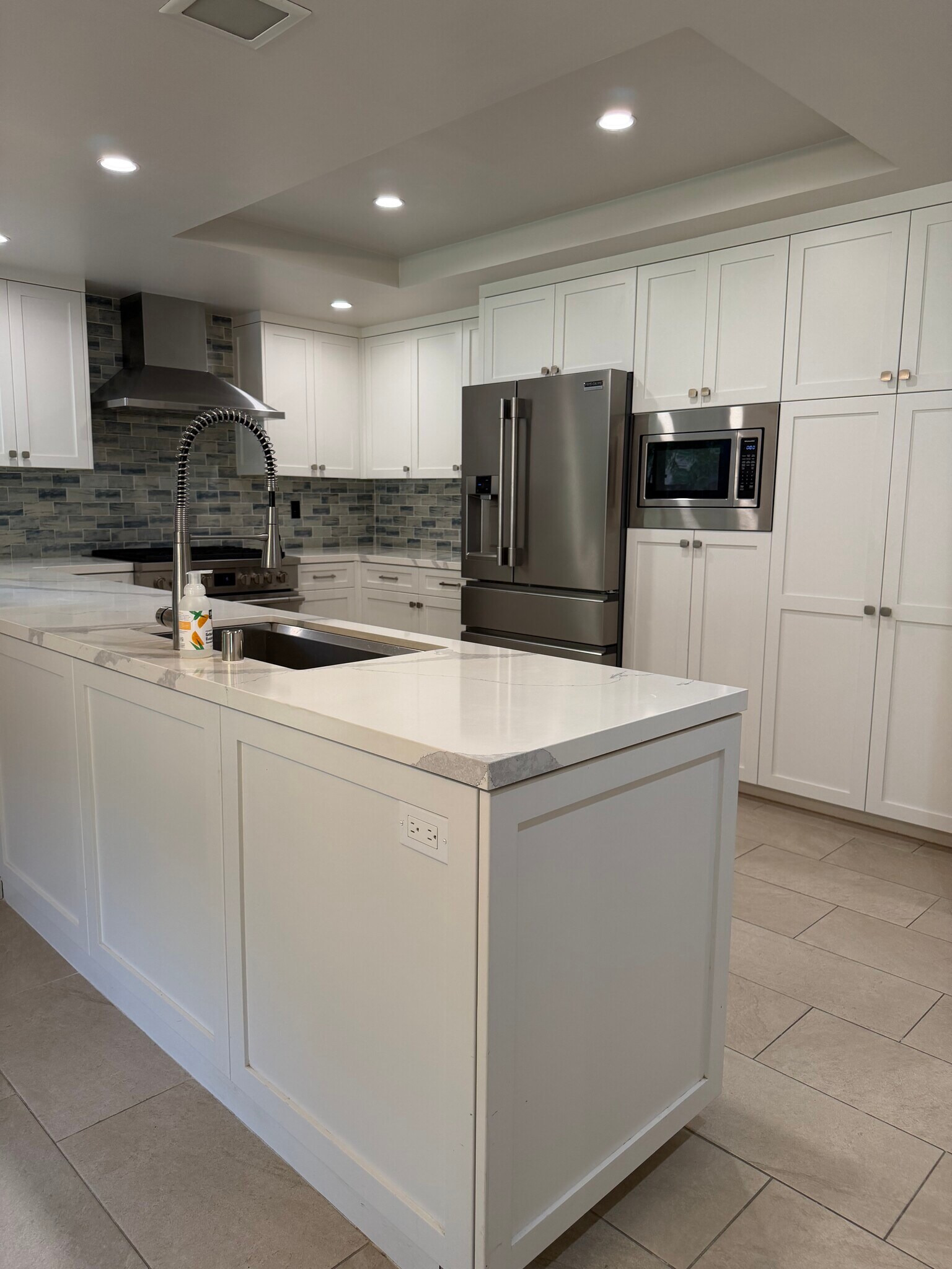 Building Photo - 2406 Alamo Glen Dr