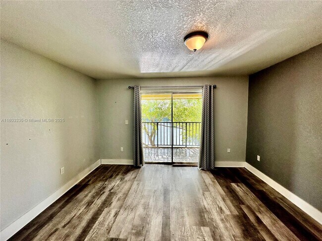 Building Photo - 15430 SW 82nd Ln