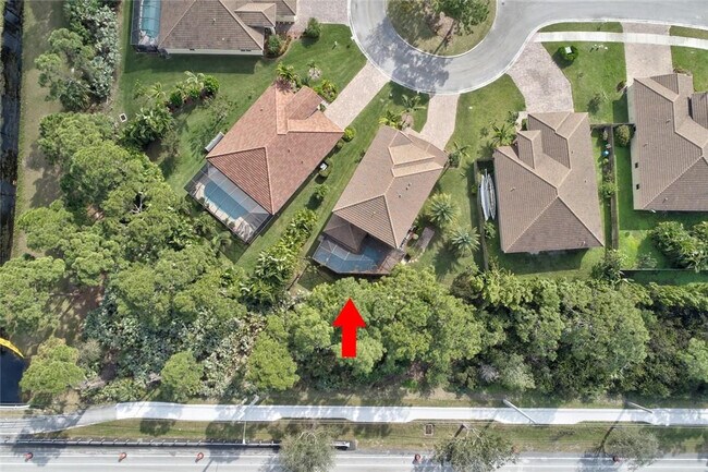 Building Photo - 495 NE Abaca Way