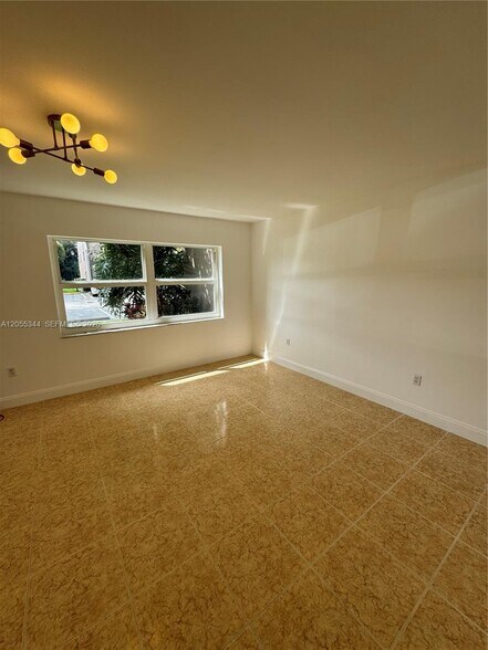 Building Photo - 9050 NW 28th St