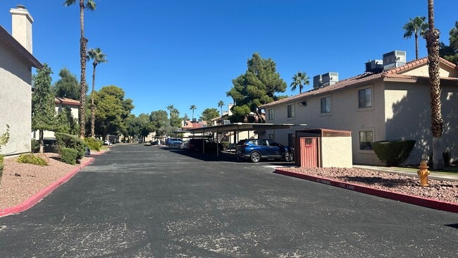 Building Photo - Beautiful & upscale 2 bedroom 2 bathrooms apartment Available for rent !!!  $ 1190