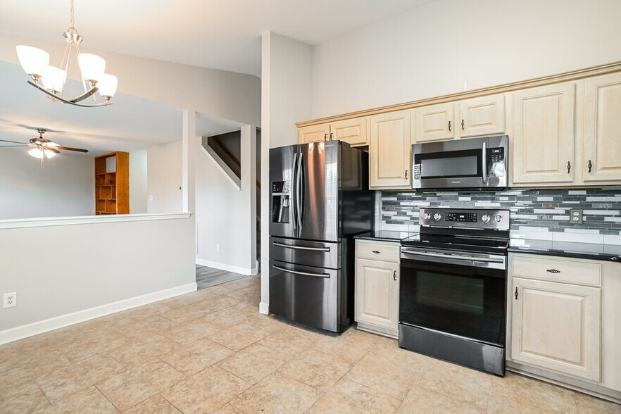 Building Photo - 4706 Capstone Dr