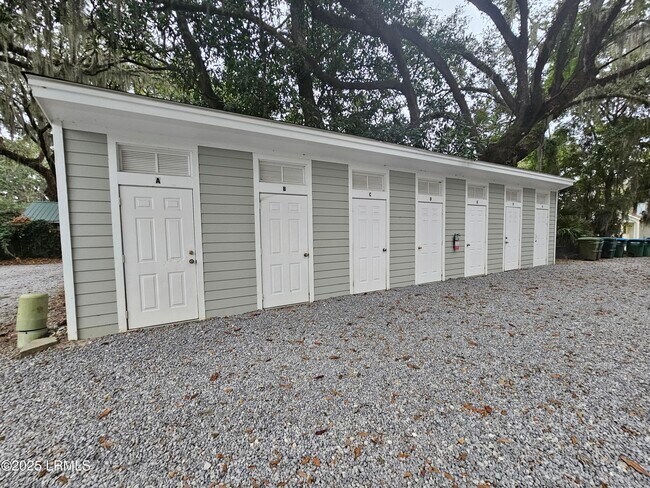 Building Photo - 1105 13th St