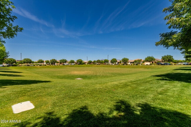 Building Photo - 9746 E Tumbleweed Ave