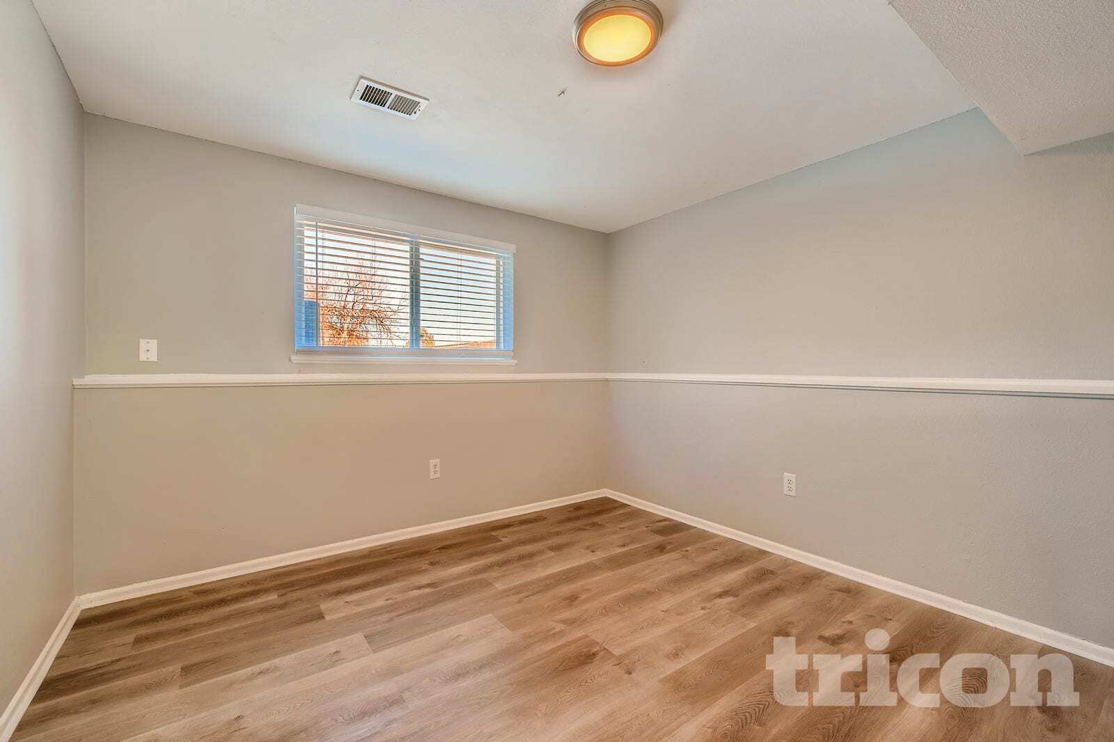 Building Photo - 16319 E Bates Dr