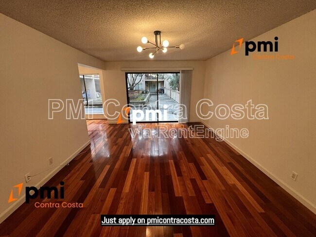 Building Photo - 470 N Civic Dr