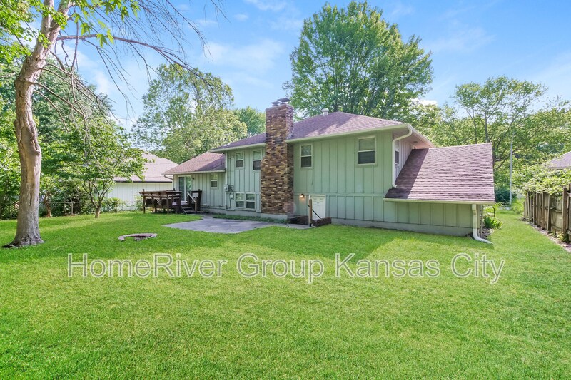 Building Photo - 5112 Osage Ave