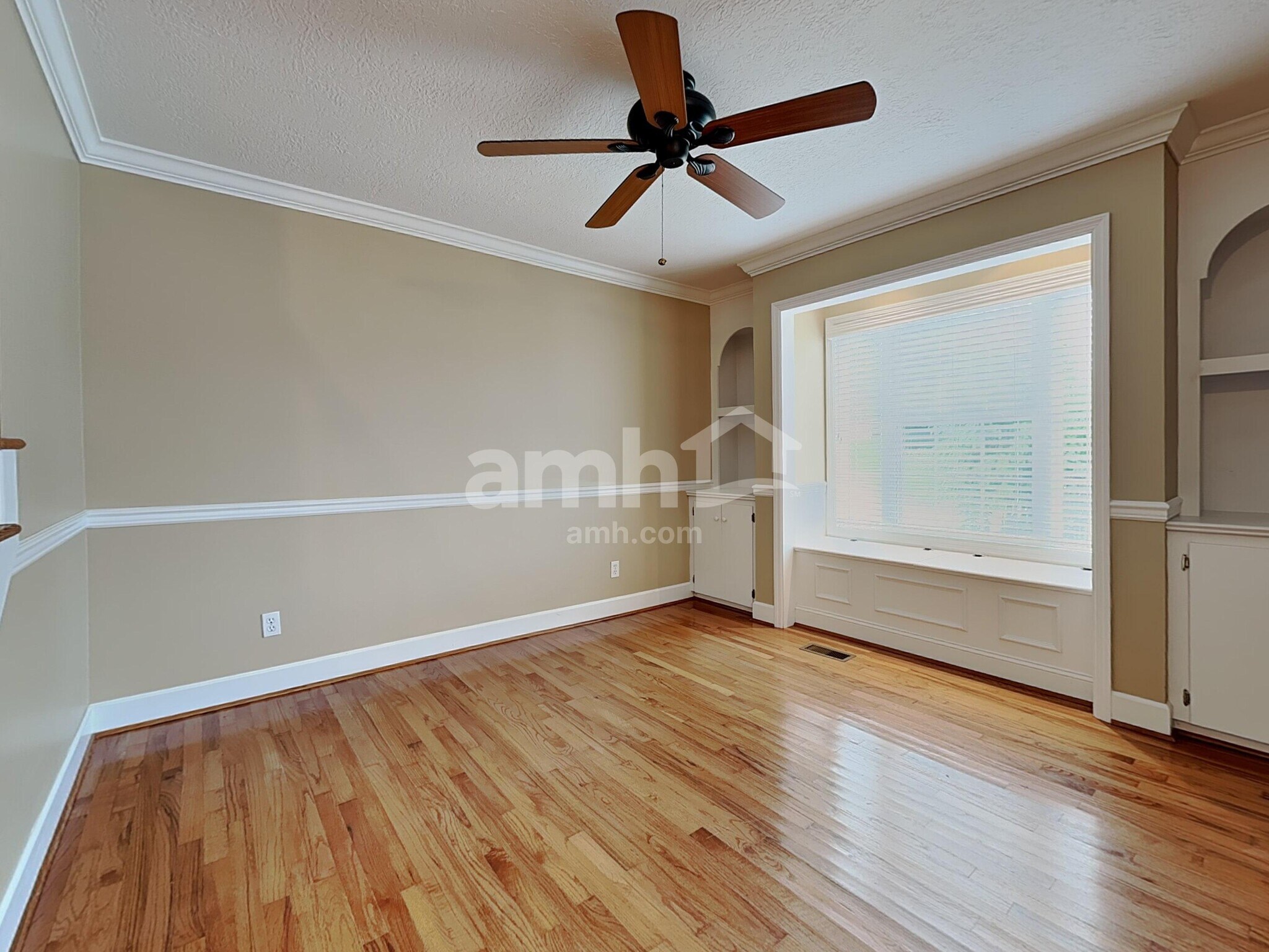 Building Photo - 5009 Alpha Terrace Ln