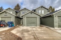 Building Photo - me2720