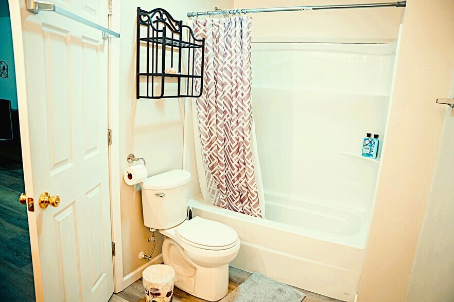 Building Photo - 2368 Bateman Bridge Rd