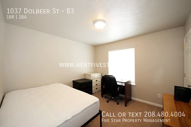 Building Photo - 1037 Dolbeer St
