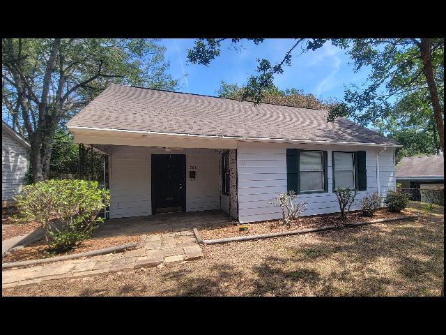 Building Photo - 1705 Lilac Cir