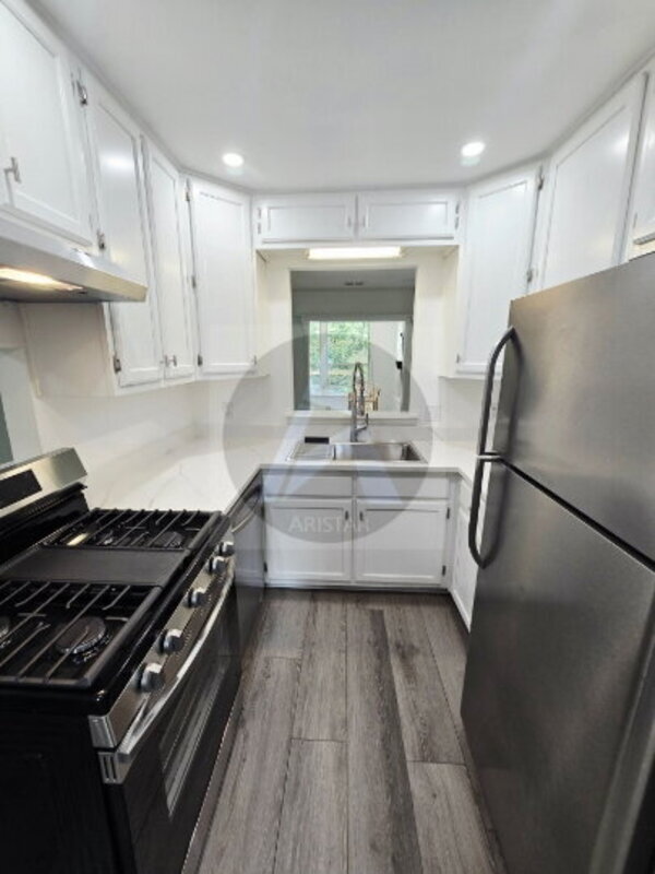 Building Photo - 1041 Kennesborough Rd NW