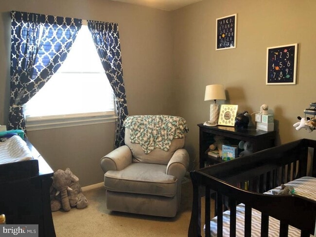 Building Photo - 425 Gatewood Ct