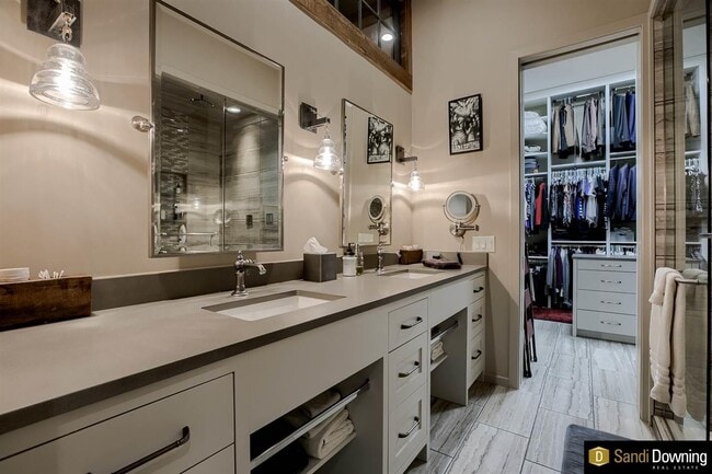 Building Photo - 1308 Jackson St