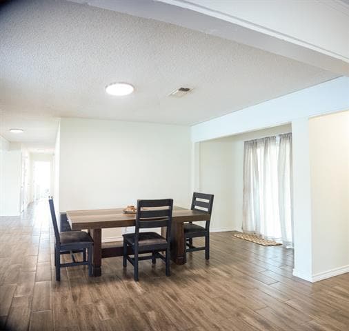 Building Photo - 4862 Dunlap Dr