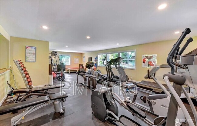 Building Photo - 4081 224th Ln SE