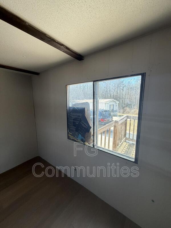 Building Photo - 1815 Conley Rd