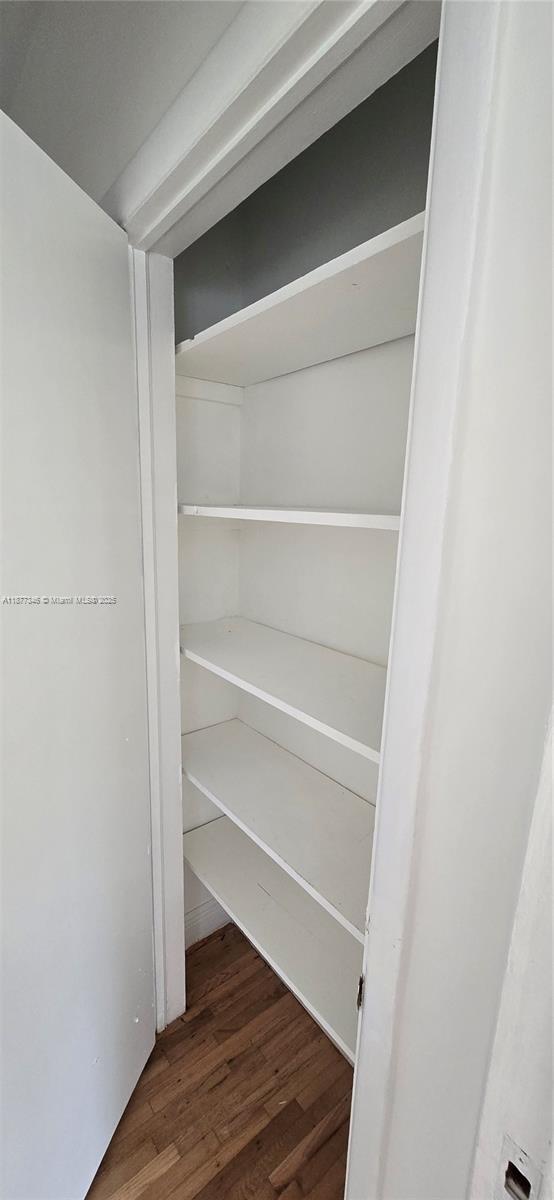 Building Photo - 3915 Ponce de Leon Blvd