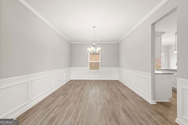 Building Photo - 559 Belmont Ln