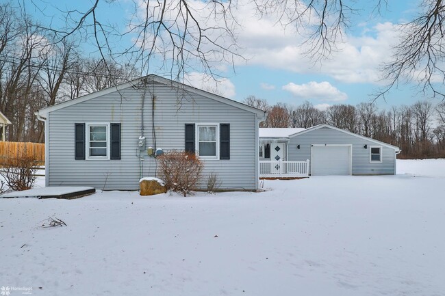 Building Photo - Charming Newly Renovated Ranch-Style Home for Rent in the Desirable East Penn School District