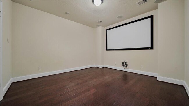 Building Photo - 4518 Holt St
