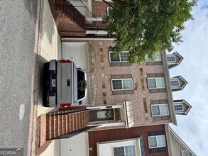 Building Photo - 5311 Concordia Pl