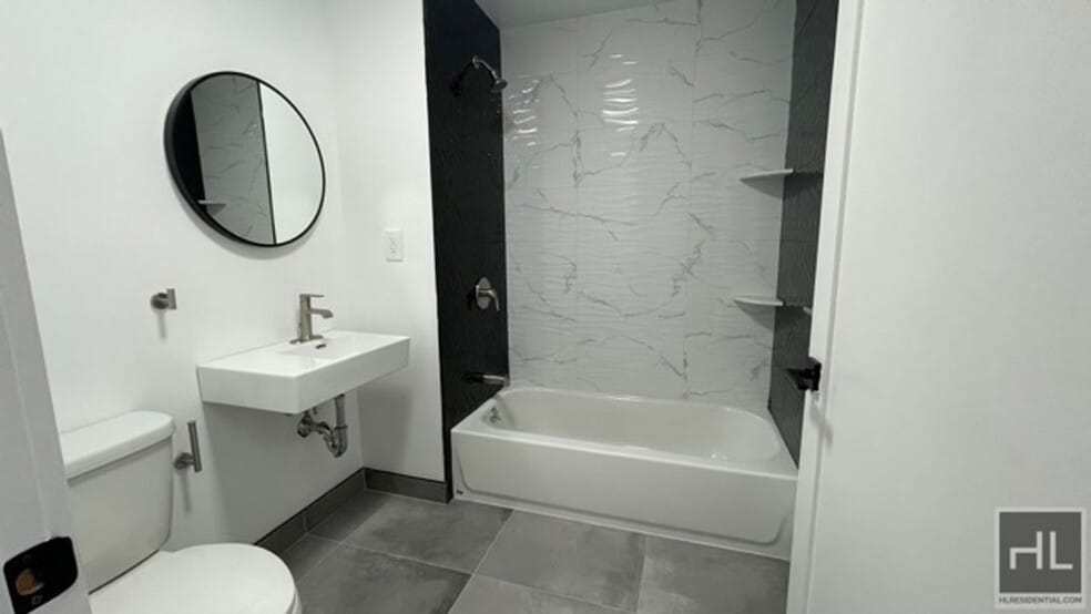 Building Photo - 237 Utica Ave