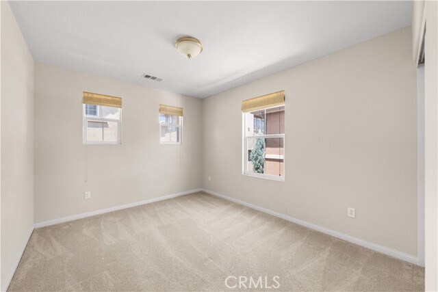 Building Photo - 352 Golden Bear Ln
