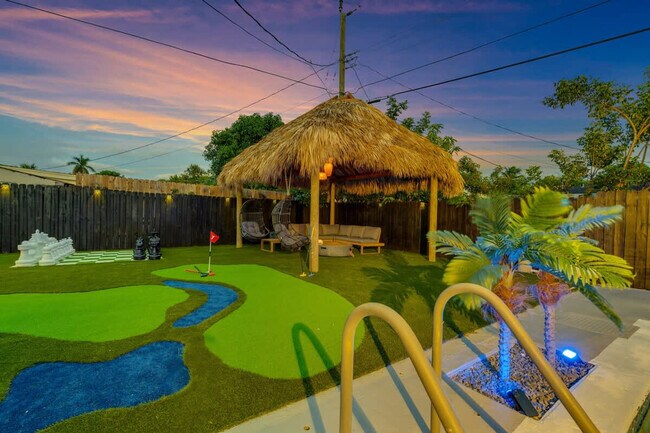 Building Photo - 18715 NW 10th Ct