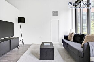 Building Photo - 89 E Dedham St