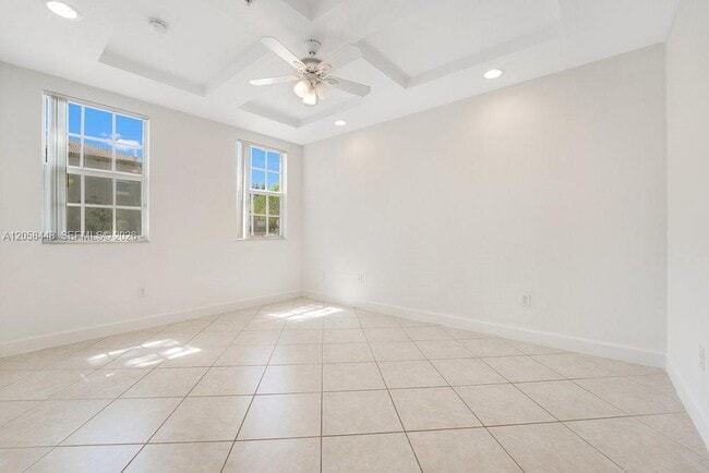 Building Photo - 480 SW 147th Ave