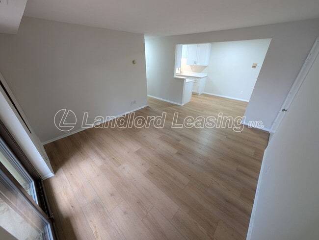 Building Photo - Price Reduction!  Updated 2-Bedroom Condo Steps from Crocker Park – Pool & Clubhouse