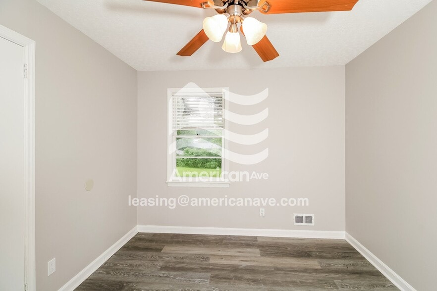 Building Photo - 2109 Gayley St