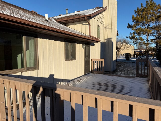 Building Photo - 13831 S Mallard Dr