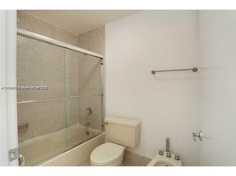 Building Photo - 255 Galen Dr
