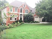 Building Photo - 10920 Donamere Dr