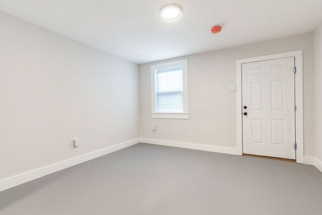 Building Photo - 2538 Conti St