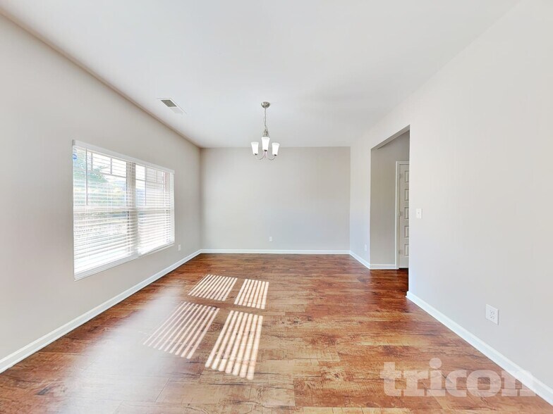 Building Photo - 143 Humphry Ct