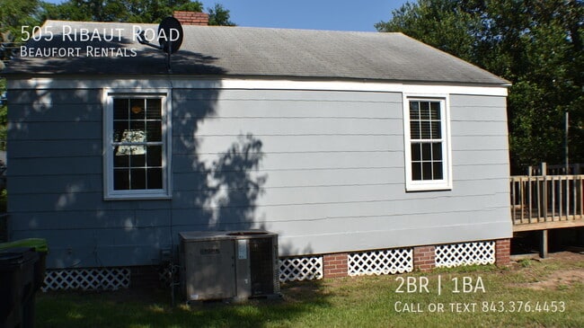 Building Photo - 505 Ribaut Rd