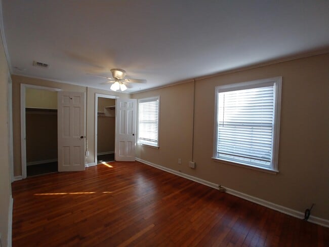 Building Photo - 728 W 2nd Ave