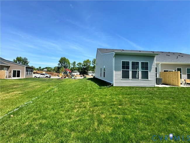 Building Photo - 670 Brookwood Glen Terrace