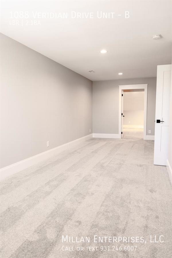 Building Photo - 1088 Veridian Dr