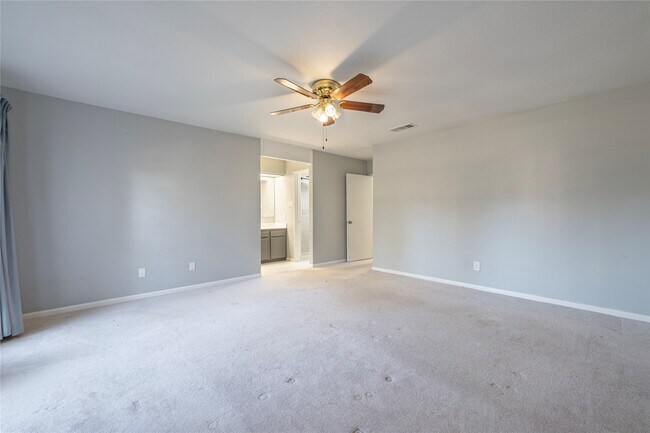 Building Photo - 10215 Kirkwren Dr