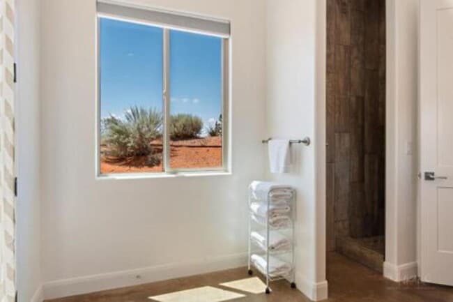 Building Photo - The Desert Jewel