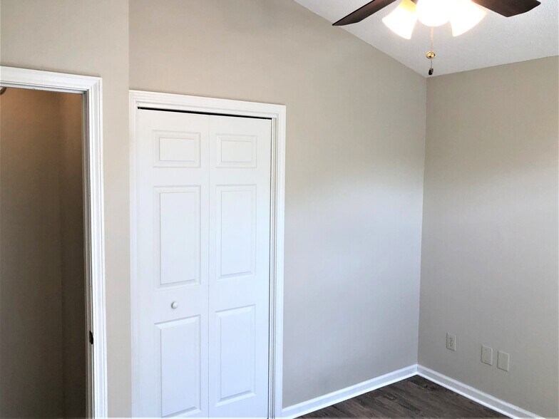 Building Photo - 1773 Dartmouth Dr