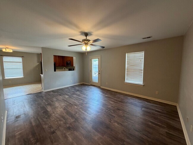 Building Photo - 16258 Hailey Ln